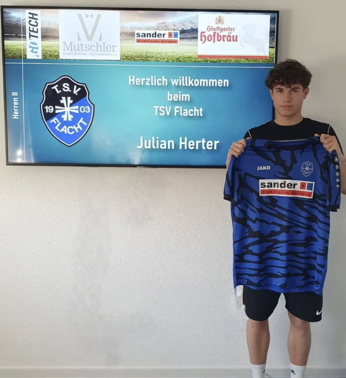 Wir begrüßen unseren dritten Neuzugang der Herren II an unserer Kelterstraße: Herzlich willkommen Julian Herter!
